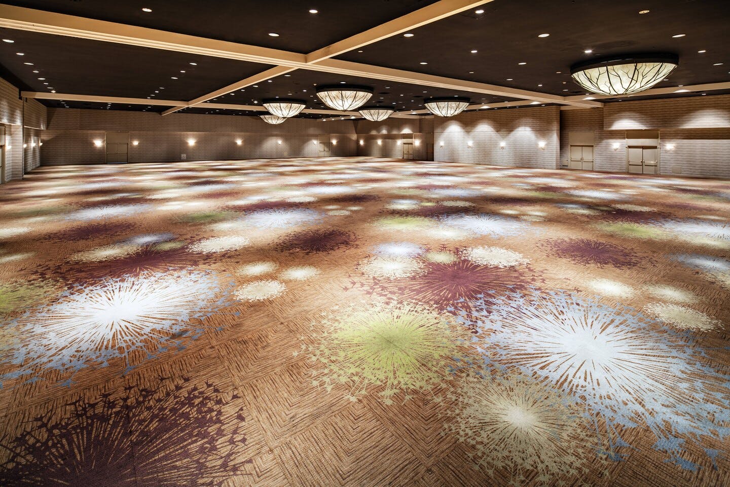 Unique Luxurious Hotel near Bunker Hill Planned