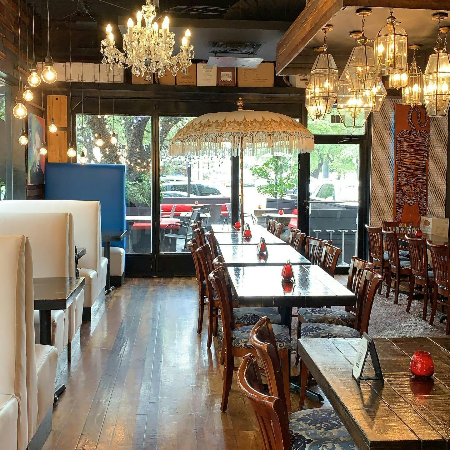 Rustic Restaurant in Houston